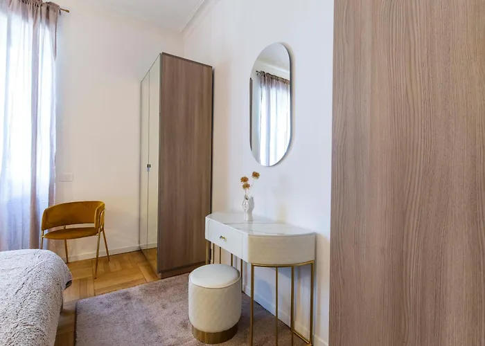 Vista Duomo Luxury شقة *